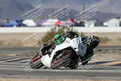 media/Dec-07-2025-CVMA (Sun) [[3e7d2de5dc]]/Race 7-Formula Lightweight Twins Shootout/